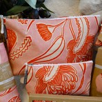 Cosmetic Bag | Trailing Natives | Linen | Large Cosmetic Bag | Trailing Natives | Linen | Large